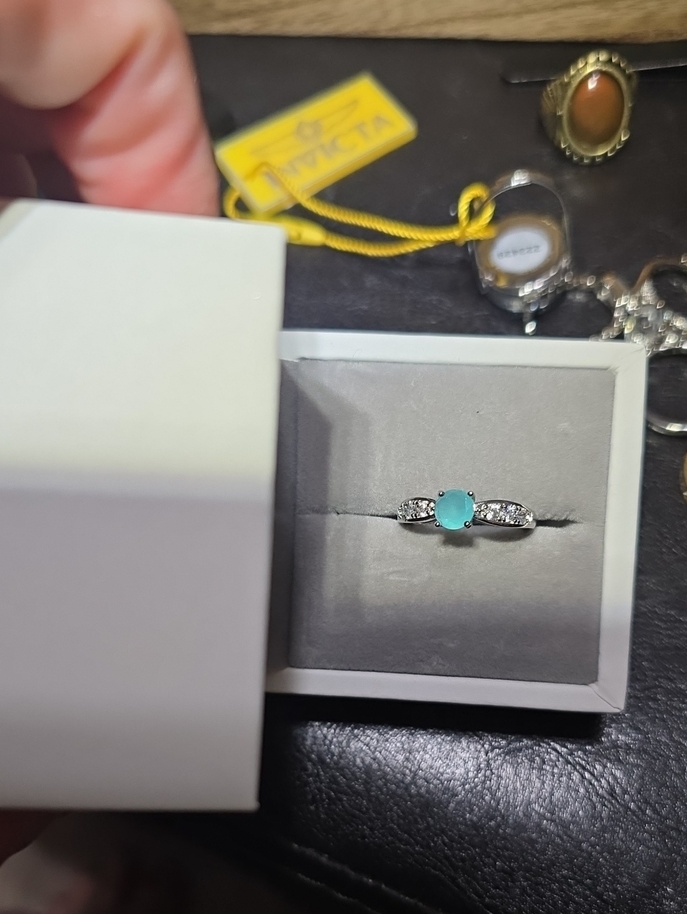 Assorted Costume Stone Rings - Picture 2 of 6